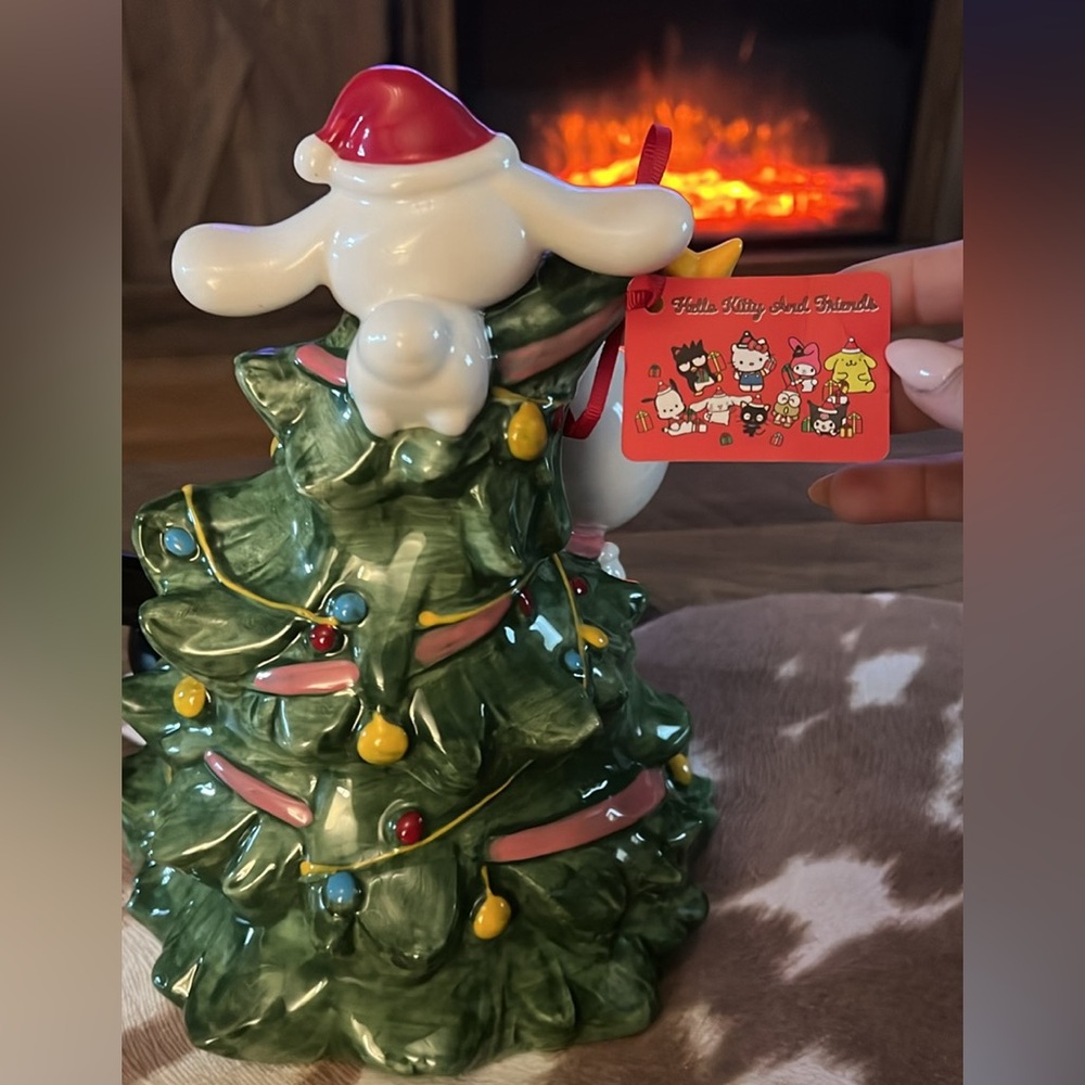 Hello Kitty Christmas Ceramic - Picture 2 of 3